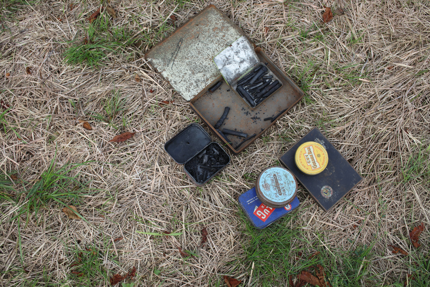Tin of SILT Charcoal
